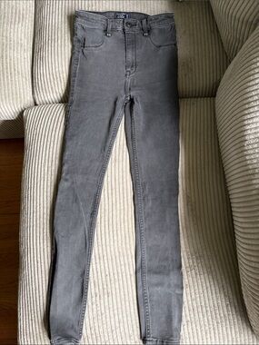 Abercrombie & Fitch Gray High-Rise Jean Legging